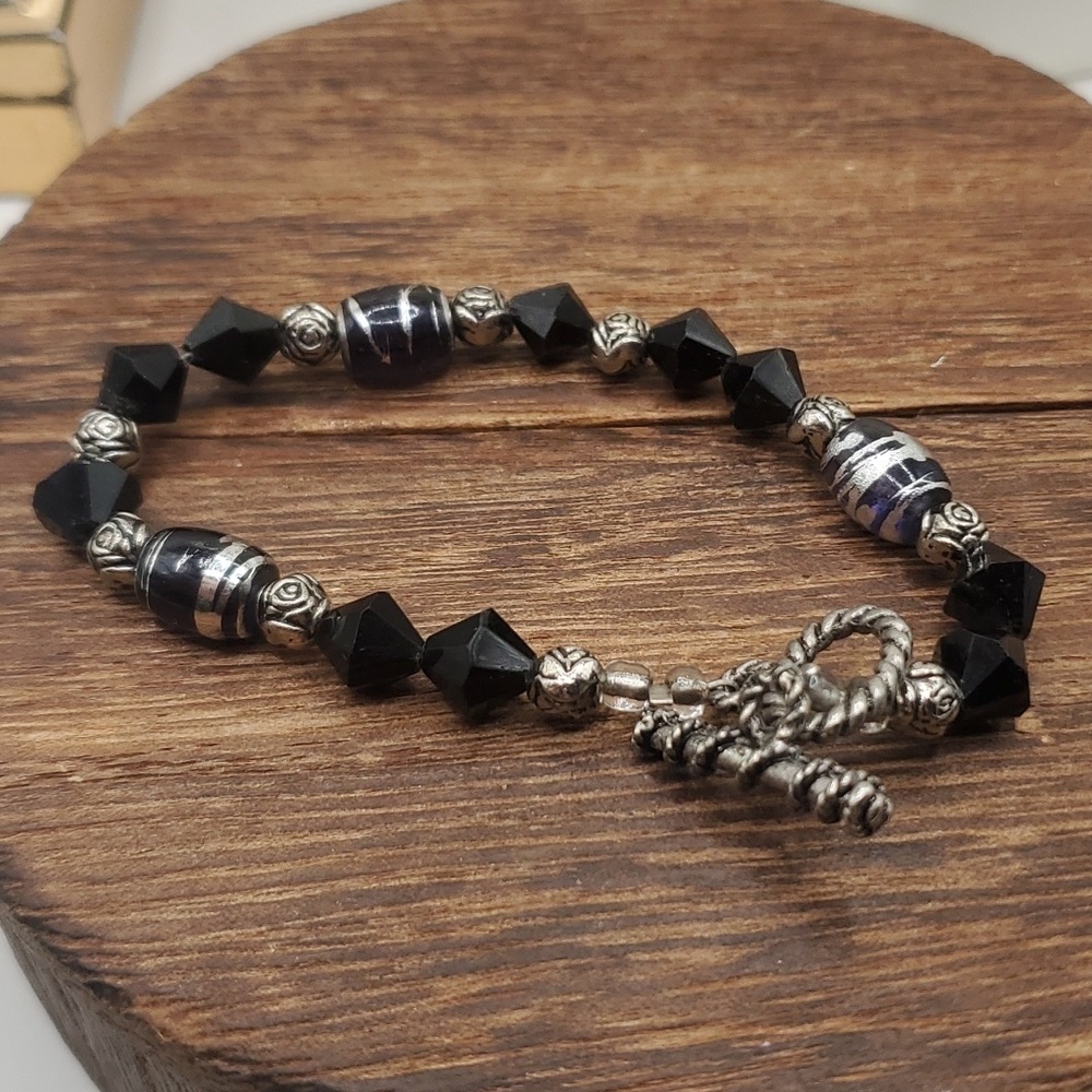 B2412 sterling silver estate Gothic‎ rose bracelet